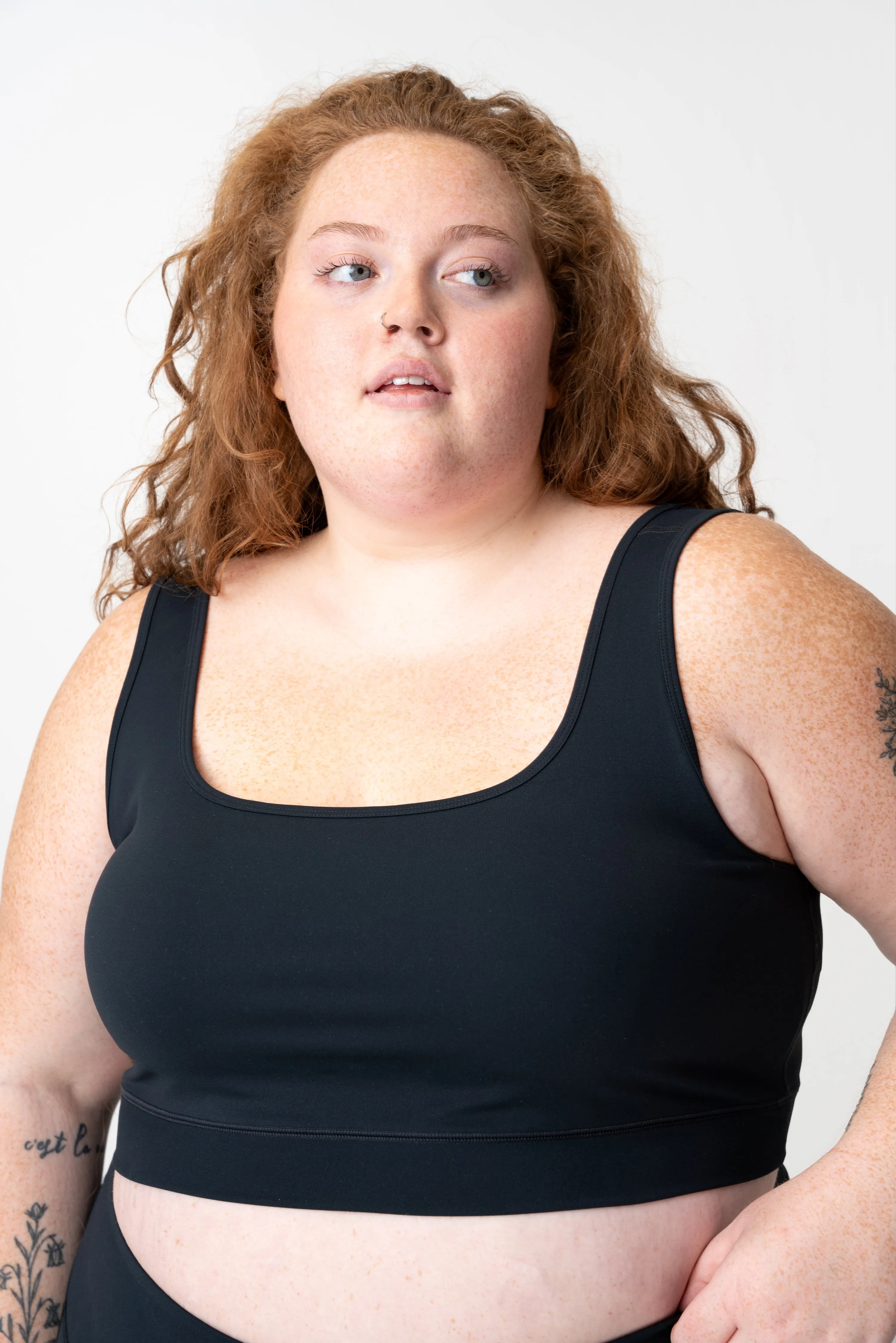 adventure performance cropped tank