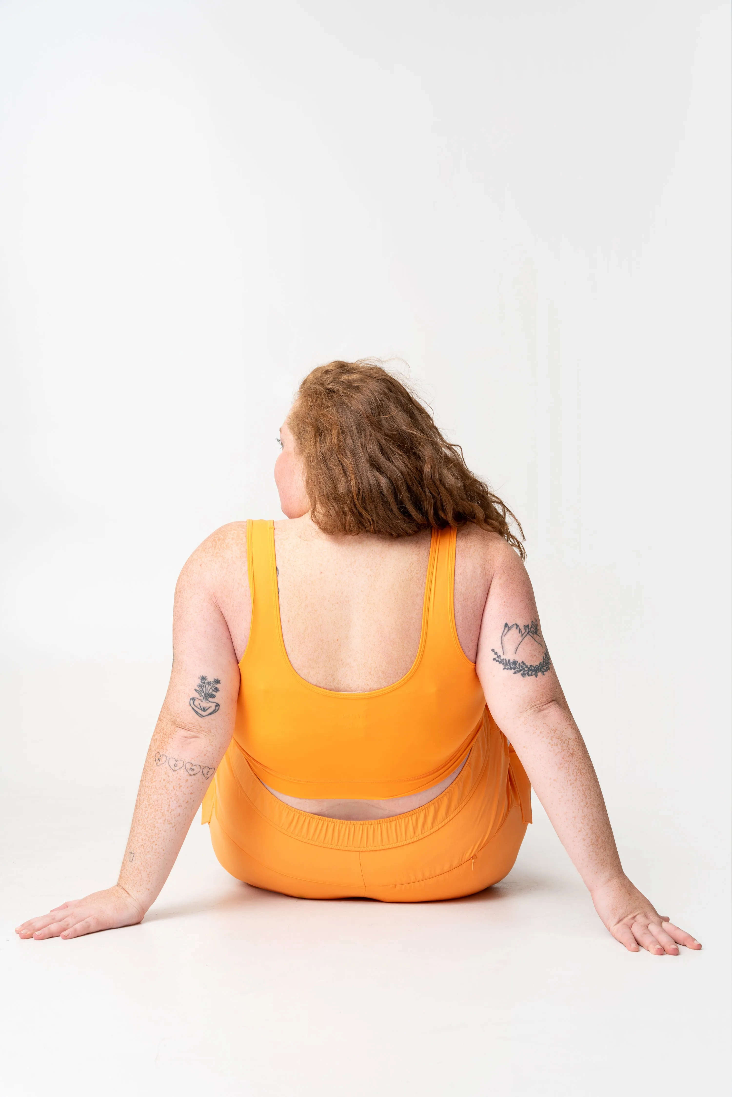 adventure performance cropped tank