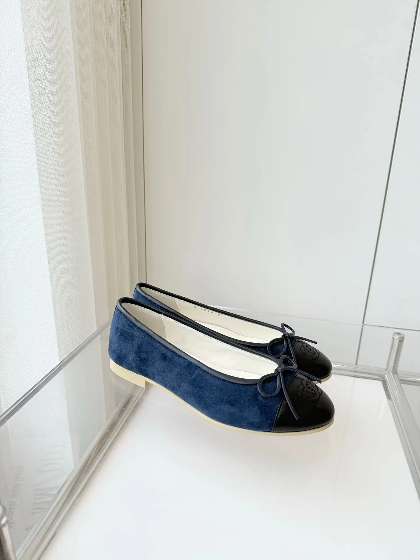 CC Ballet Flat Navy Blue Suede 238766