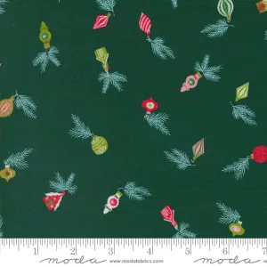 Cozy Wonderland, Vintage Baubles in Pine - fat quarter