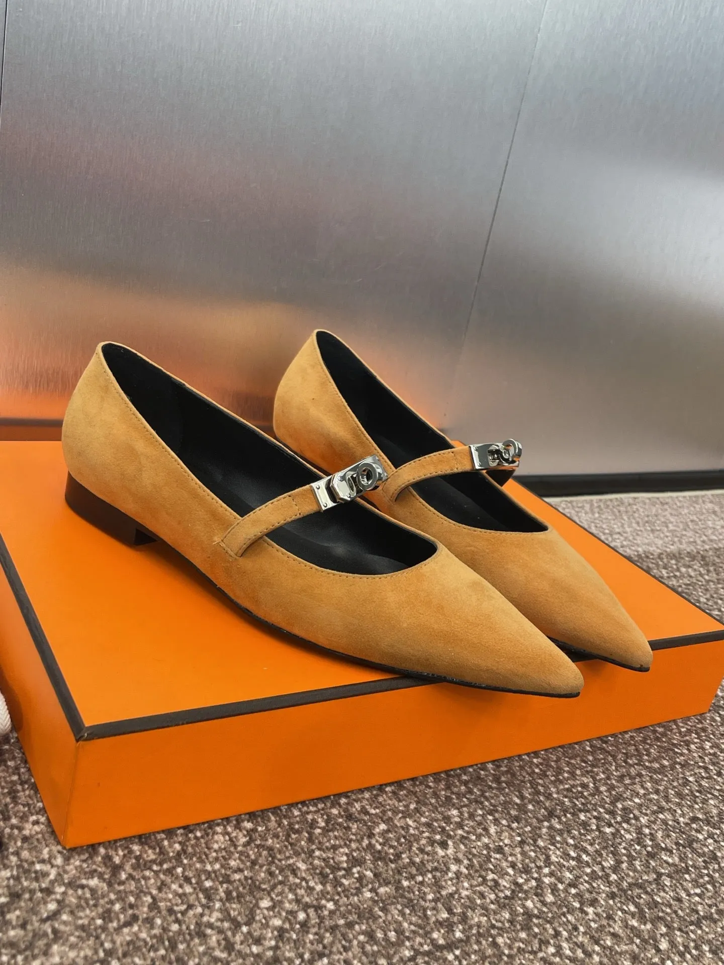 HM 25C Kelly Ballet Flat Brown Suede 208271