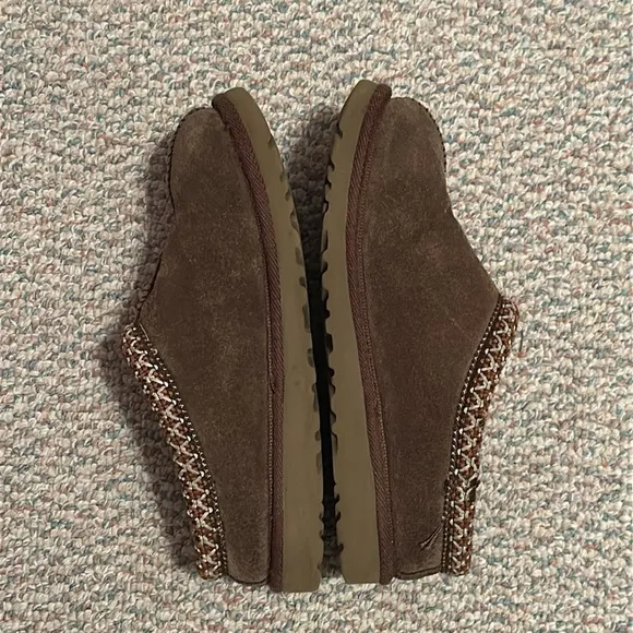 KIDS' UGG TASMAN II SLIPPER