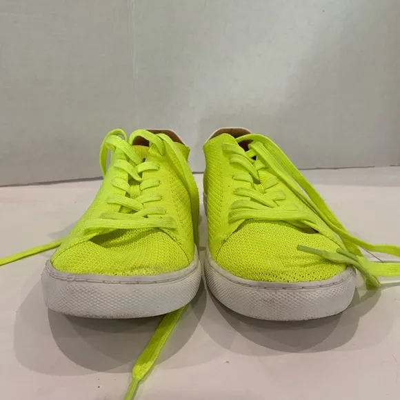 Men’s Bar lll Donnie neon sneakers. Sz 10