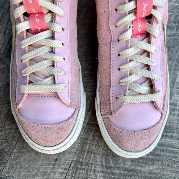 Nike Blazer Mid ‘77 SE D (GS) ~ Pink Foam/Coconut Milk ~ Size 7Y/8.5W