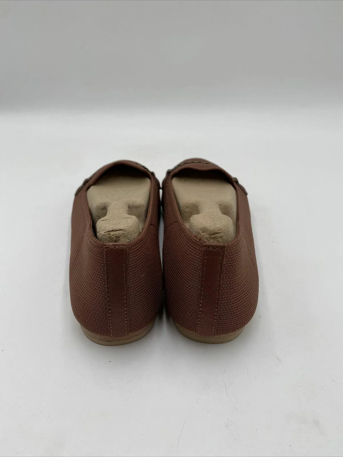 NWB Women's Skechers Cleo Snip Flats Brown Size 6