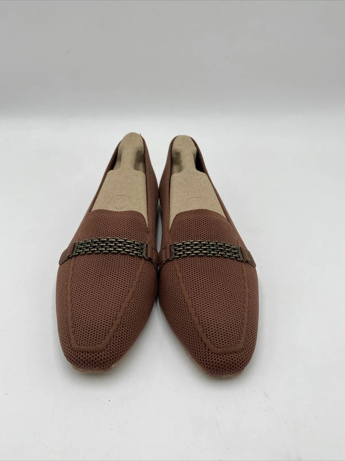 NWB Women's Skechers Cleo Snip Flats Brown Size 6