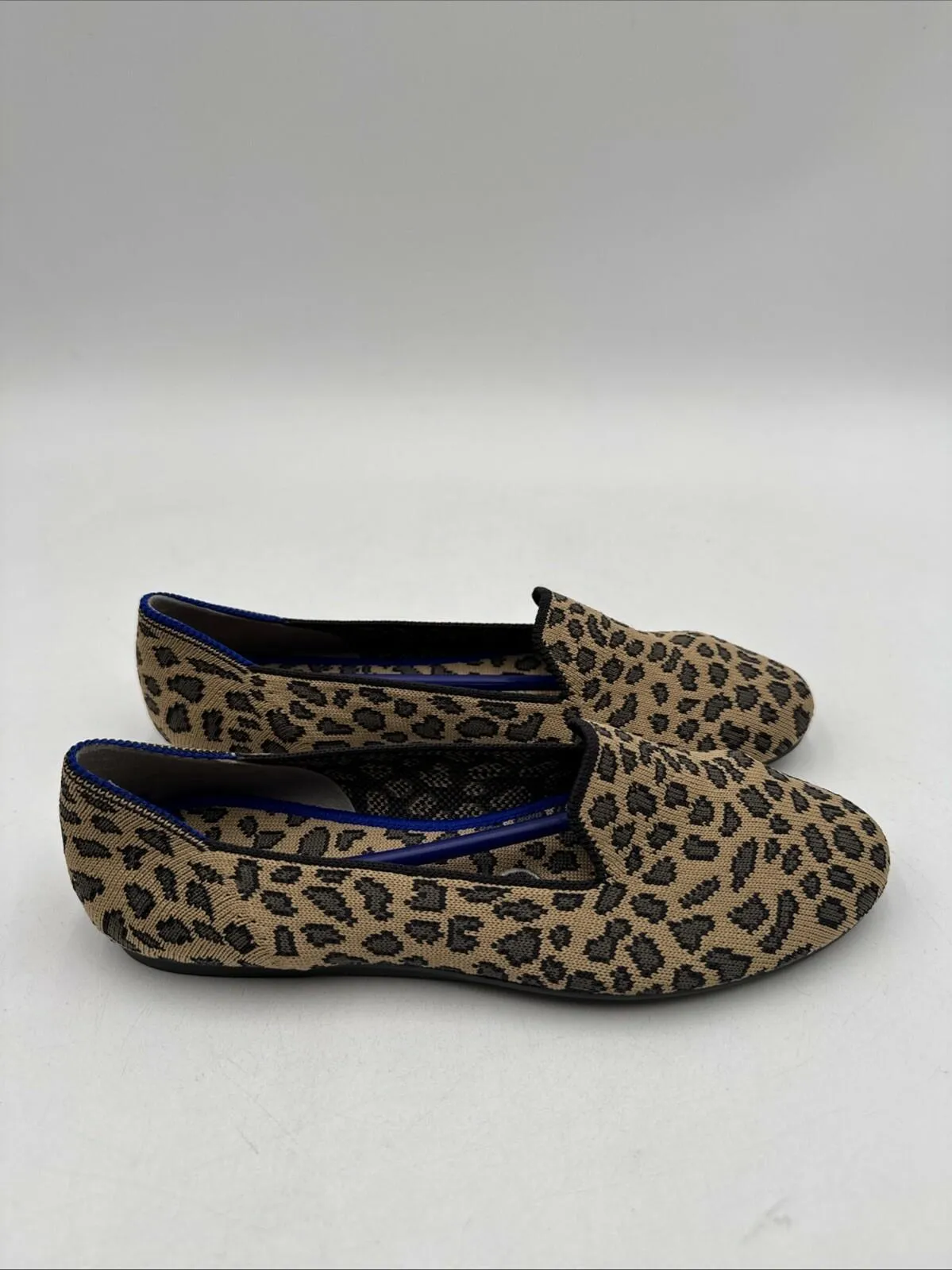 NWOB Rothy’s “THE LOAFERS” Leopard Print Knit Round Toe Slip On Flats Size 6 - Very Good
