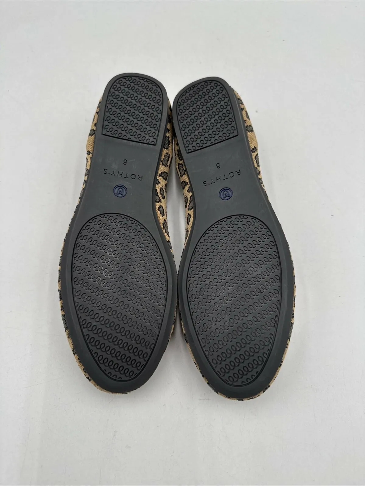 NWOB Rothy’s “THE LOAFERS” Leopard Print Knit Round Toe Slip On Flats Size 6 - Very Good