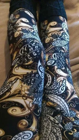 One Size Brown, Black & Creme Paisley Print Leggings