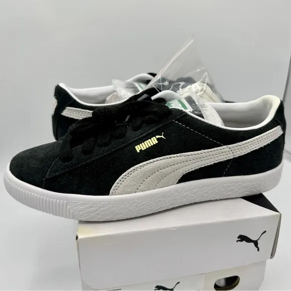 Puma Suede VTG Textured Leather Sneakers with extra laces in black / white