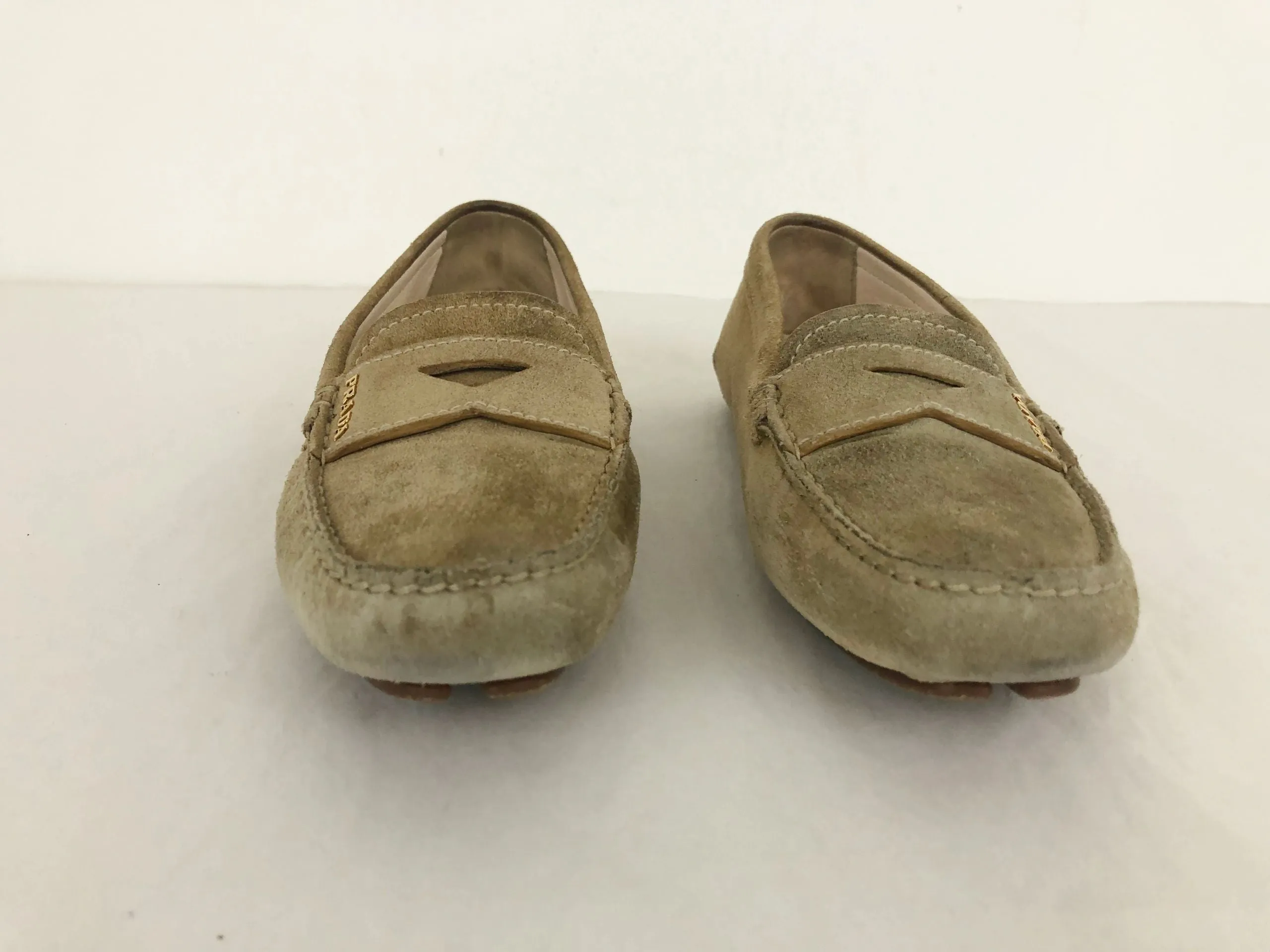 Suede Moccasins Size 37.5 It (7.5 Us)