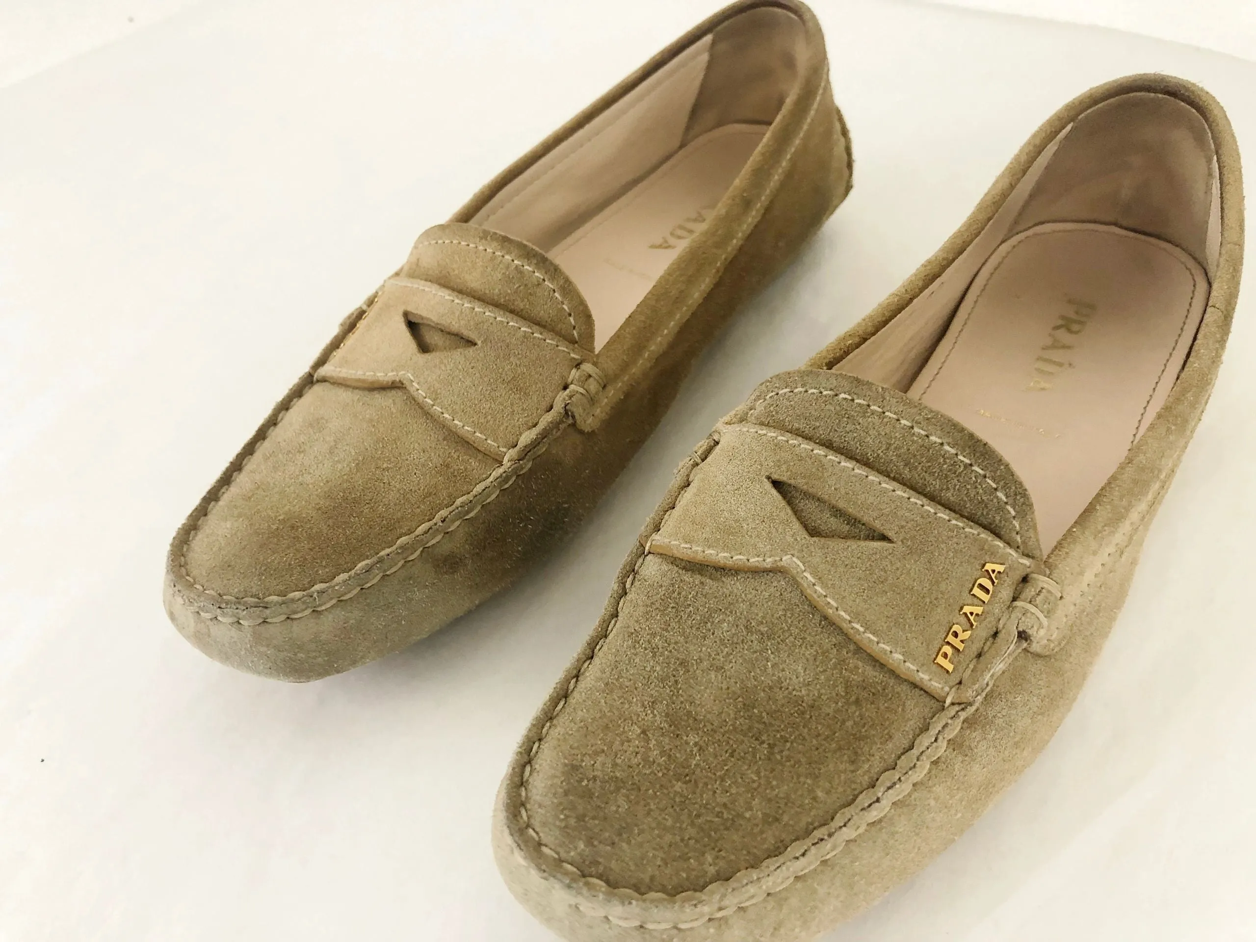 Suede Moccasins Size 37.5 It (7.5 Us)