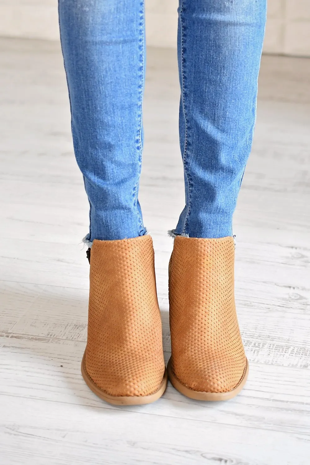 Tobin Booties ~ Tan