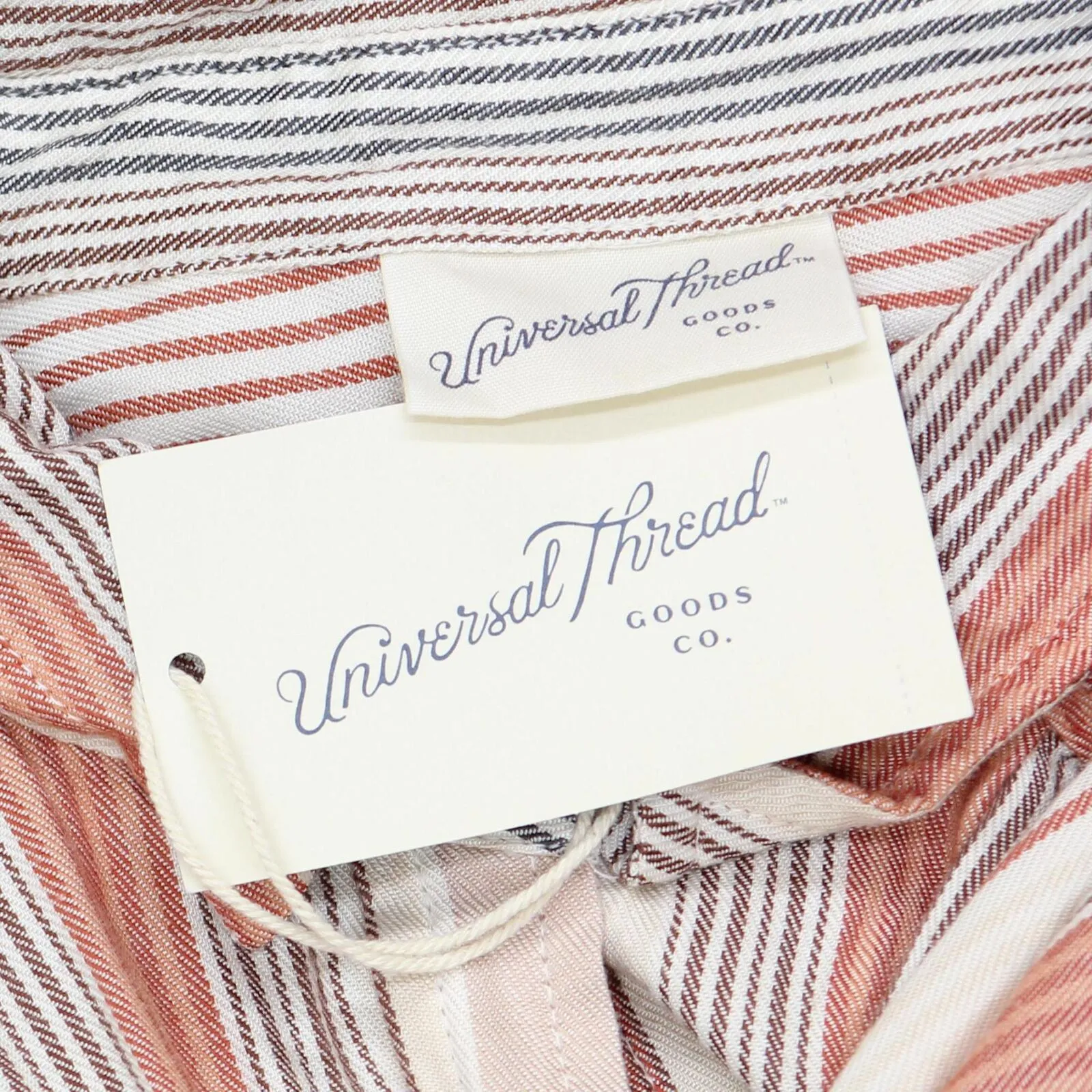 Universal Thread Women's Striped Short Sleeve Button-Down Camp Shirt 562648