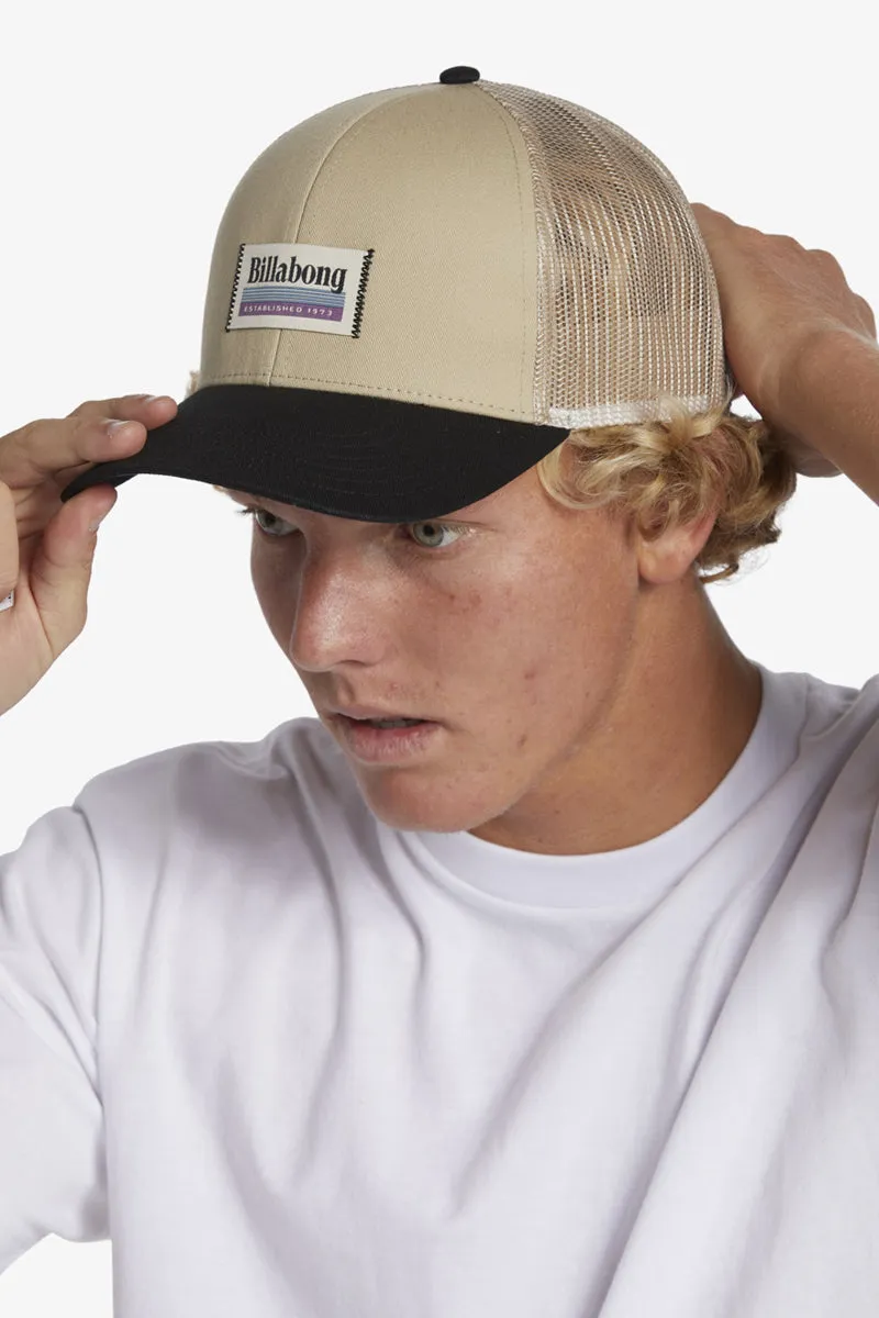 Walled 2 Trucker Hat