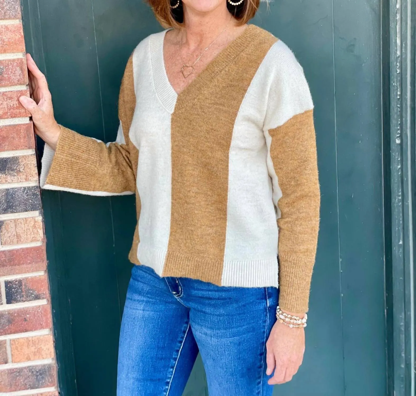 Wide Stripe V-Neck Sweater In Camel/ Cream
