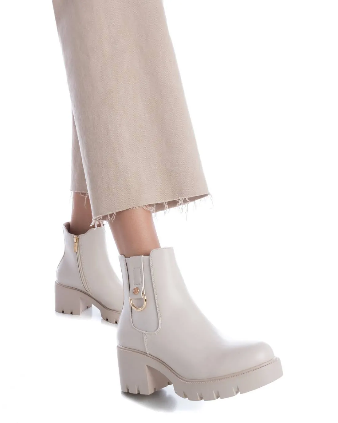 Women's Booties By XTI 141537