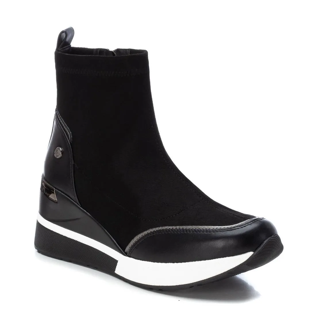 Women's Suede Wedge Booties By XTI 141576